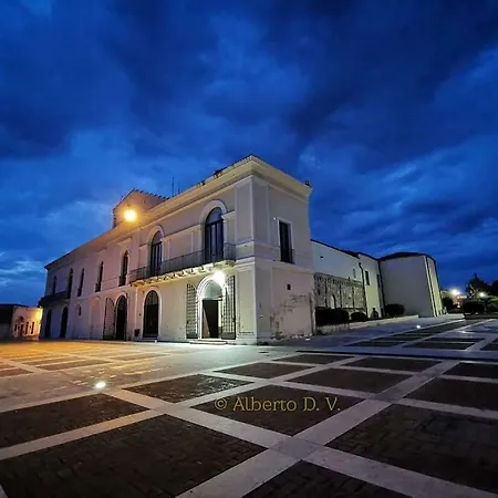 Nyaraló Casa Piazza Gramsci 1 *