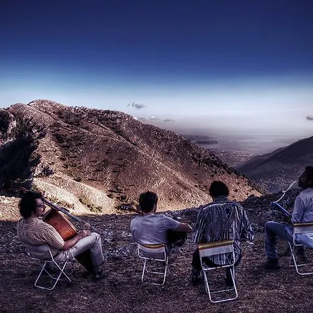 בית נופש Casa Piazza Gramsci 1 *