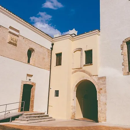 בית נופש Casa Piazza Gramsci 1 *